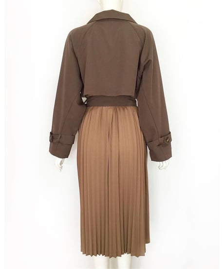 BACK PLEATS TRENCH