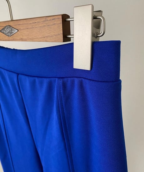 CENTER SLIT PANTS