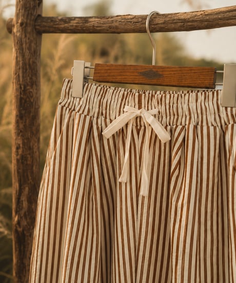 BREEZY SEERSUCKER PANTS