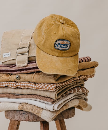 VINTADE MUSTARD CAP
