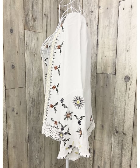 EMBROIDERY CARDIGAN