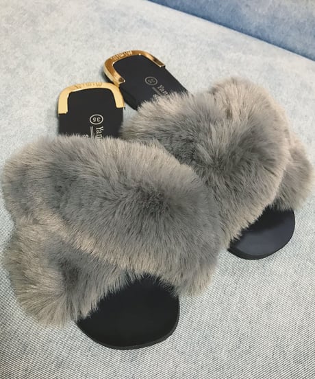 FAKE FUR SANDALS