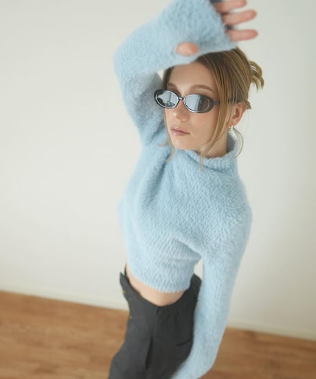 SHAGGY HIGH NECK KNIT