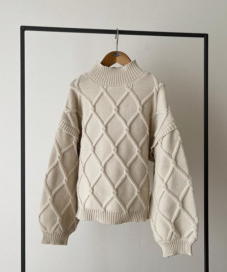 CHENILLE CABLE KNIT