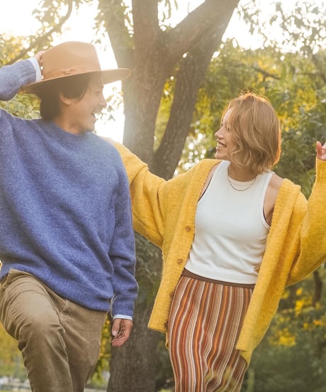 BOUCLE KNIT