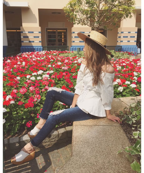 FRONT LACE UP TOPS