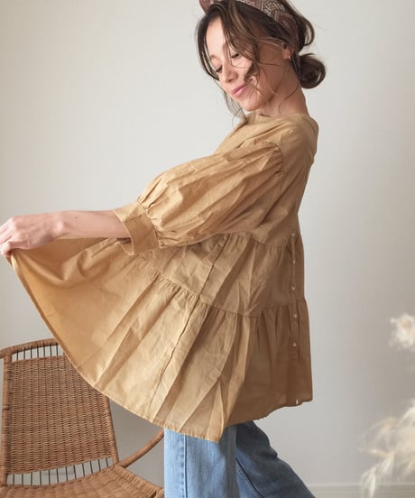 TIERED BLOUSE