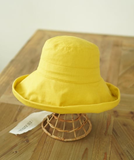 WIDE BRIM HAT
