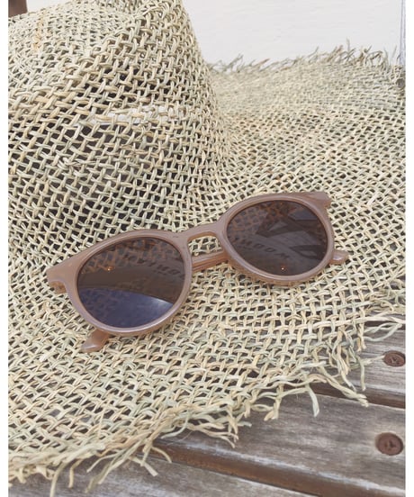 COLOR SUNGLASSES