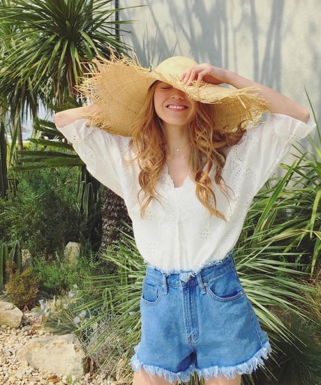RAFFIA HAT