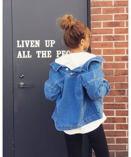 DENIM JACKET