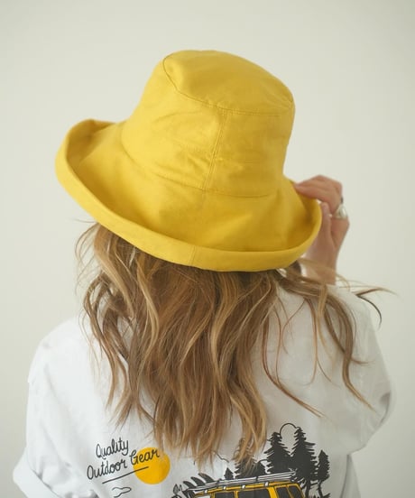 WIDE BRIM HAT