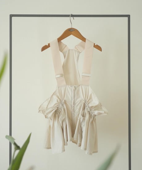 DRAWSTRING FRILL VEST