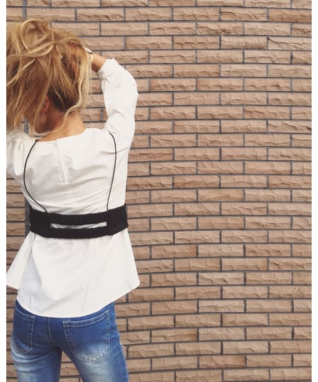 BUSTIER BLOUSE