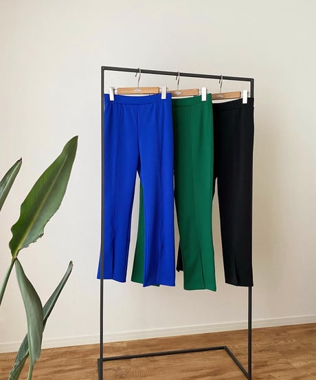 CENTER SLIT PANTS
