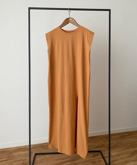 LONG SLIT DRESS