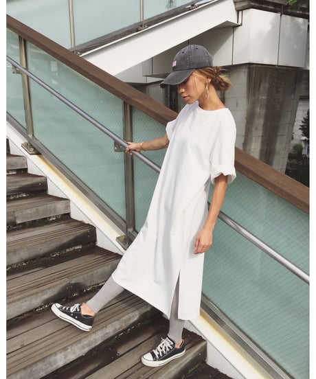 SLIT T-SHIRT OP
