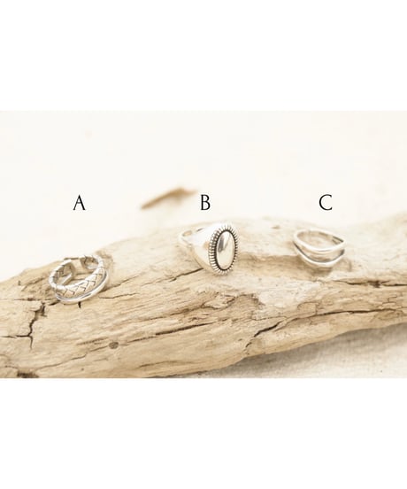 SILVER RING