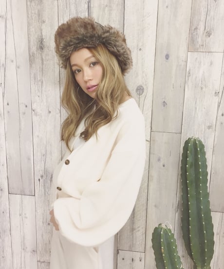 KNIT CARDIGAN