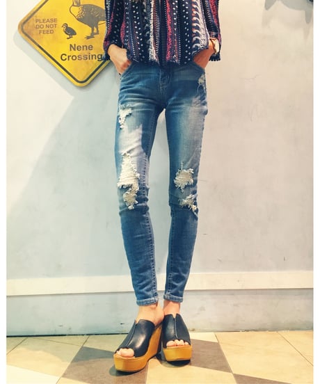 HARD BROKEN SKINNY PT(L.BLUE)
