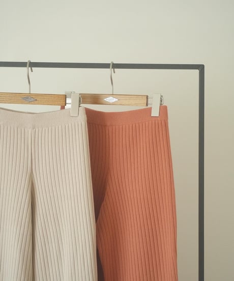 WIDE RIB KNIT PANTS