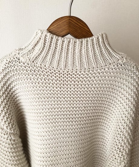TURTLE  CABLE KNIT