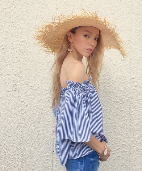 STRIPE OFF SHOULDER TOPS