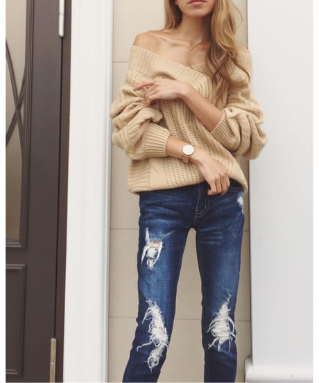 CABLE VNECK KNIT