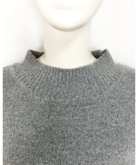 HIGH NECK KNIT