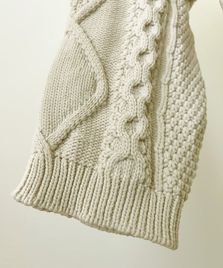 CABLE KNIT CARDIGAN
