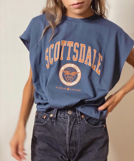 COLLEGE LOGO TEE