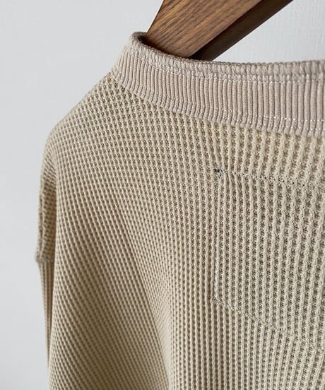 HENRY NECK TOPS
