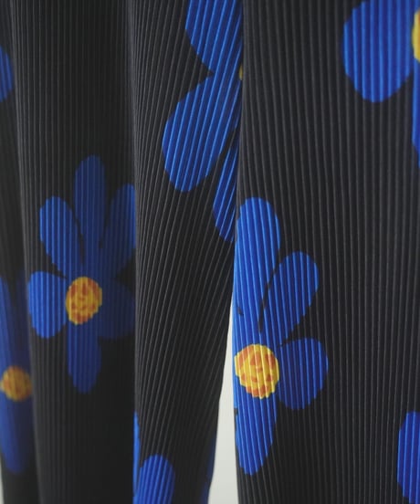 FLOWER PLEATED PT