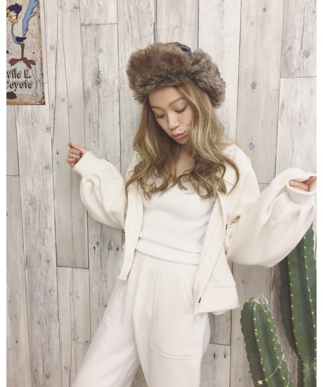 KNIT CARDIGAN