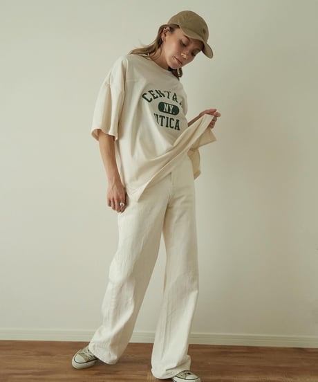 FOOTBALL TEE