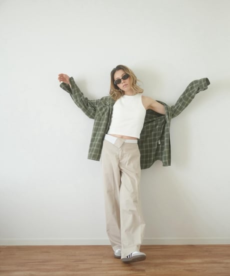 CROPPED TANK TOP