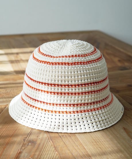 LINE KNIT BUCKET HAT