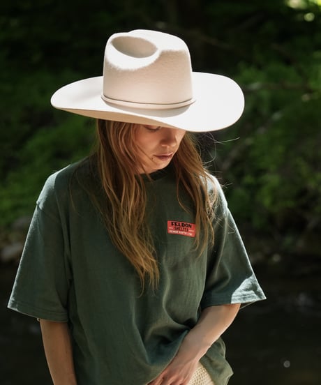 NO RUSH TEE