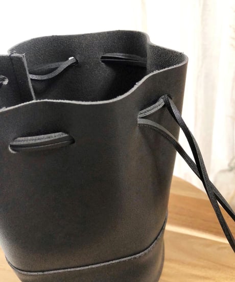 BUCKET BAG