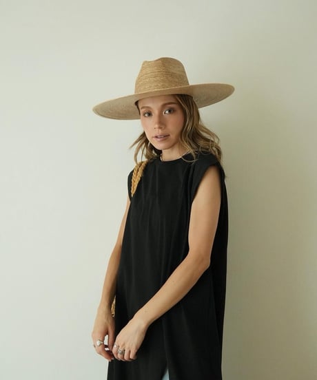 LONG SLIT DRESS
