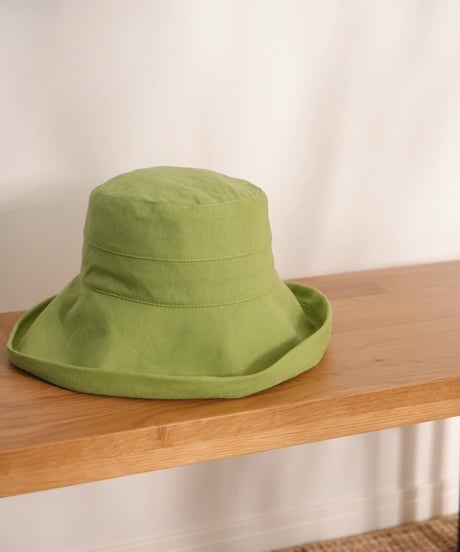 WIDE BRIM HAT