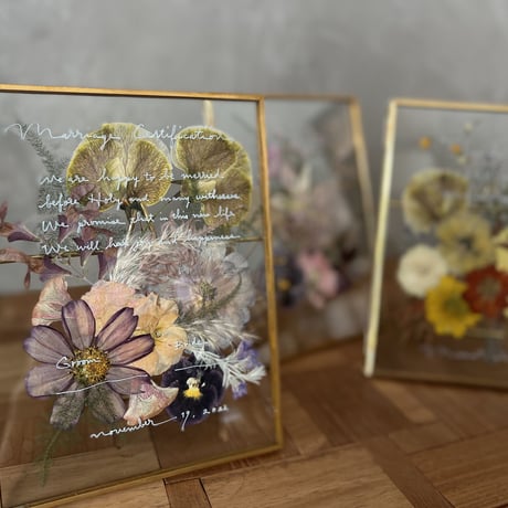 wedding贈呈品 :  flower frame -stand-