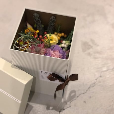 店頭引取 / ninaセレクト：surprise flower BOX