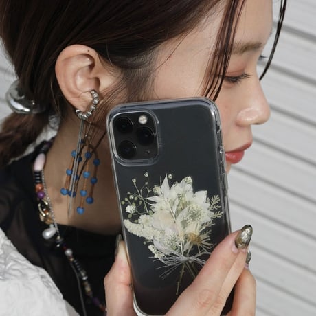 tiny phone bouquet