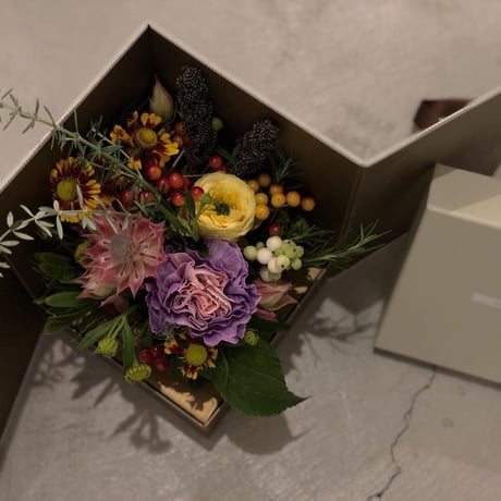 店頭引取 / ninaセレクト：surprise flower BOX