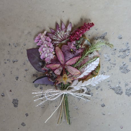 tiny phone bouquet