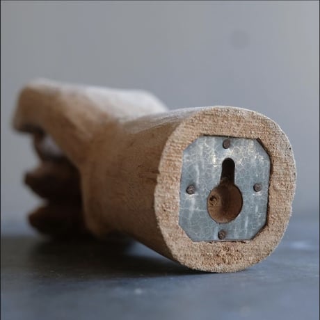 wood sign - GRIP HAND-