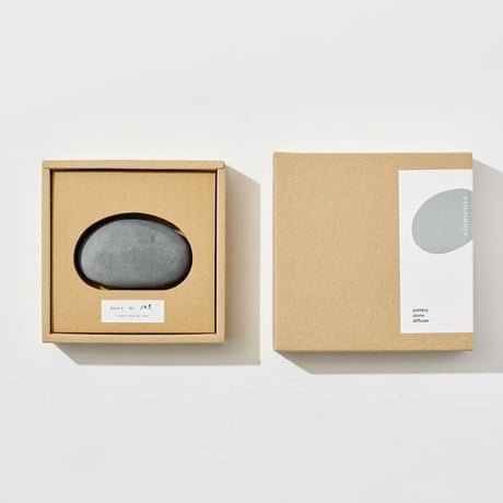 -elemense -pottery stone diffuser