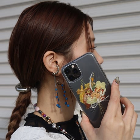 tiny phone bouquet