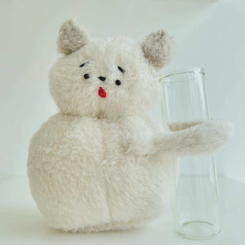 tata】いぬのぬいぐるみ一輪挿し・茶色×アイボリー | Gumee